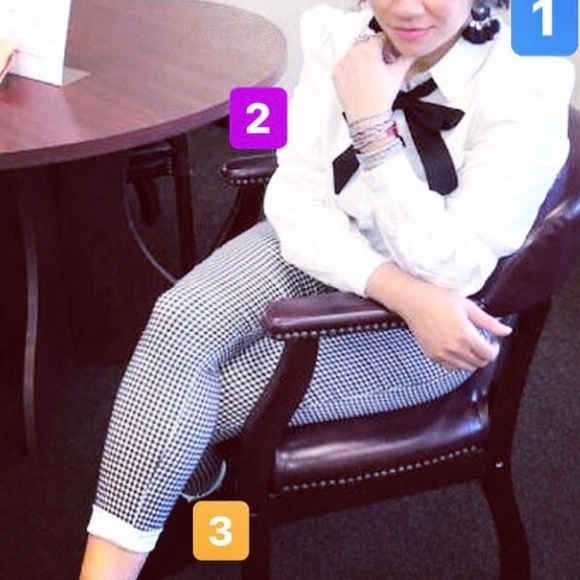 Long Sleeve Pussybow Shirt - Picture 6 of 6